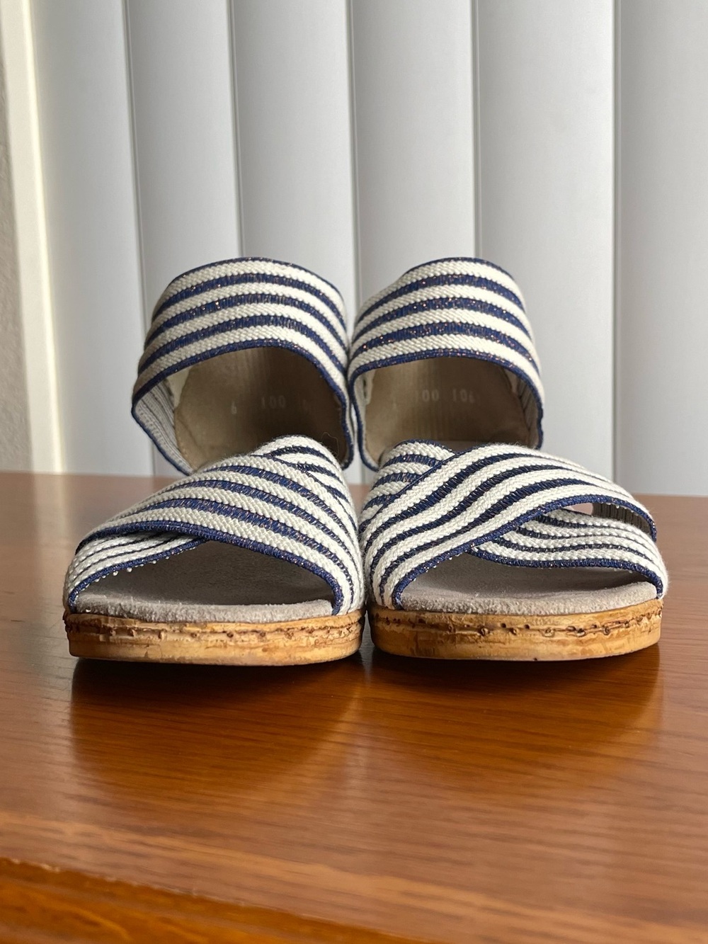 Charleston Shoe Co. Peachtree Low Wedge Sandal Size 6 - Picture 9 of 16